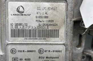 Calculateur moteur DACIA SANDERO 1