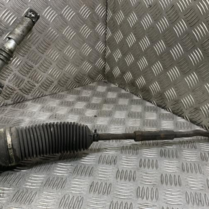 Cremaillere assistee MERCEDES CLASSE S 220 Photo n°4