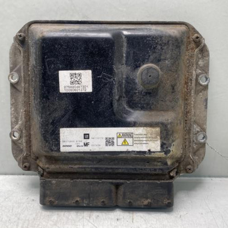 Calculateur moteur OPEL ZAFIRA B Photo n°1