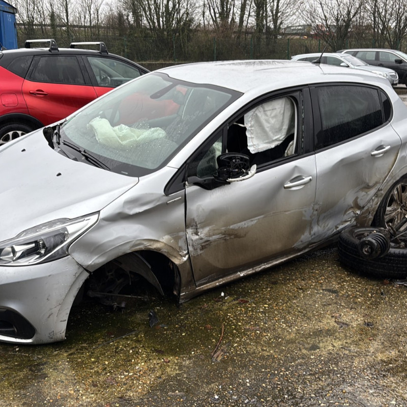 PEUGEOT 208 1 PHASE 2 1.6 BLUE HDI - 8V TURBO Photo n°3