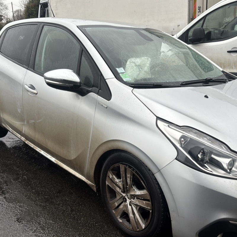 PEUGEOT 208 1 PHASE 2 1.6 BLUE HDI - 8V TURBO Photo n°13