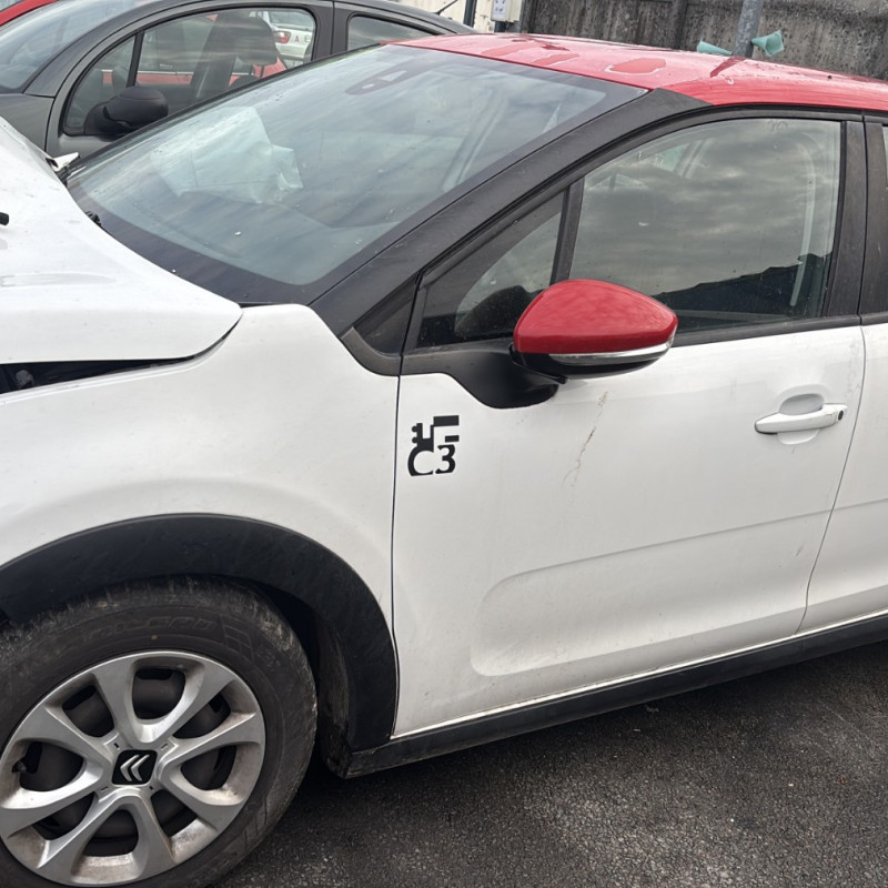 CITROEN C3 3 PHASE 1 1.2 VTI - 12V Photo n°12