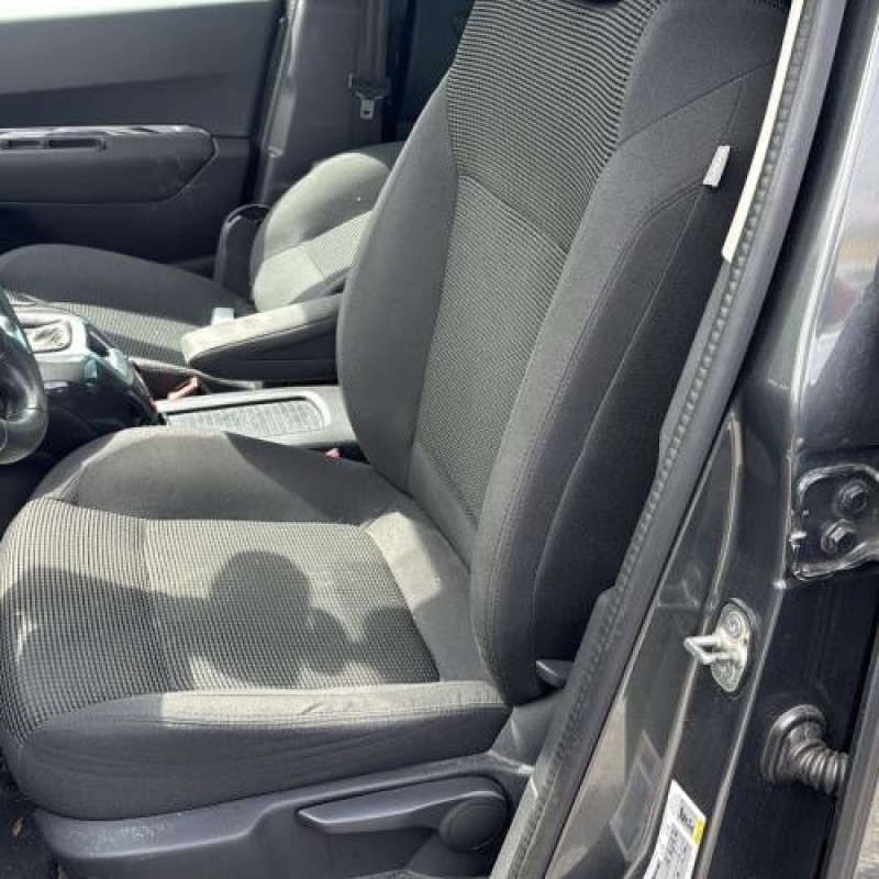 Pivot de moyeu avant droit PEUGEOT 5008 1 Photo n°12