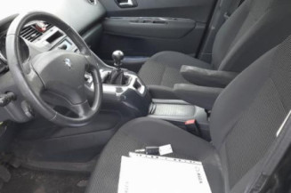 Pivot de moyeu avant droit PEUGEOT 5008 1