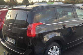 Pivot de moyeu avant droit PEUGEOT 5008 1