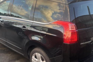 Pivot de moyeu avant droit PEUGEOT 5008 1