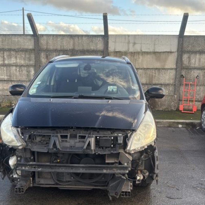 Pivot de moyeu avant droit PEUGEOT 5008 1 Photo n°10