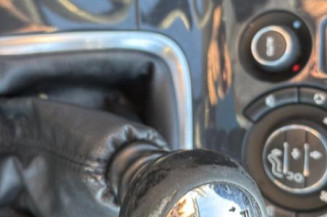 Pivot de moyeu avant droit PEUGEOT 5008 1