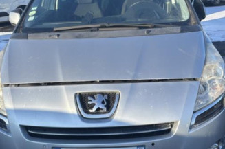 Pivot de moyeu avant droit PEUGEOT 5008 1