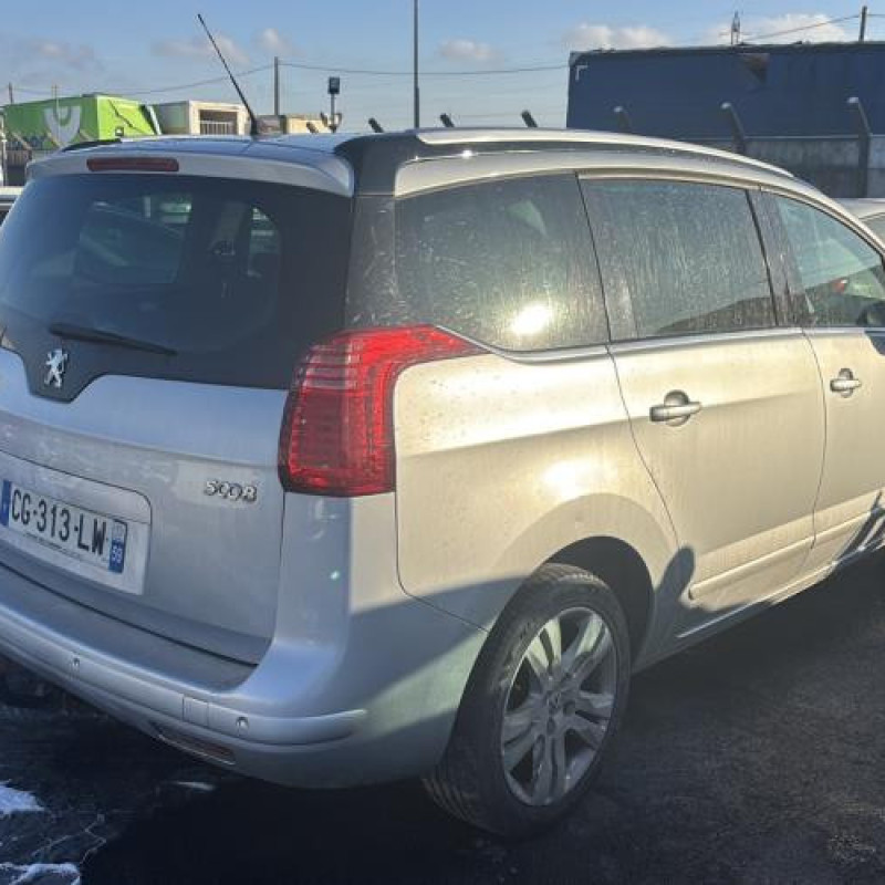 Pivot de moyeu avant droit PEUGEOT 5008 1 Photo n°17