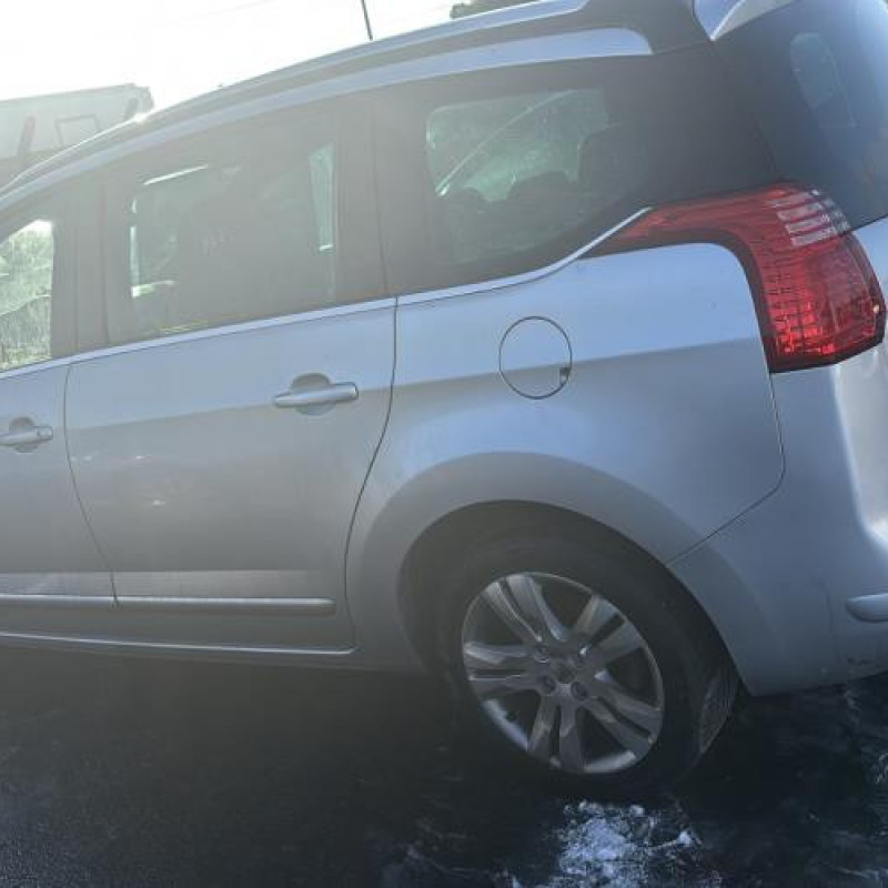 Pivot de moyeu avant droit PEUGEOT 5008 1 Photo n°20