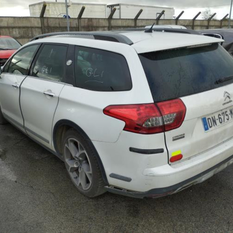 Reservoir essence CITROEN C5 2 Photo n°7