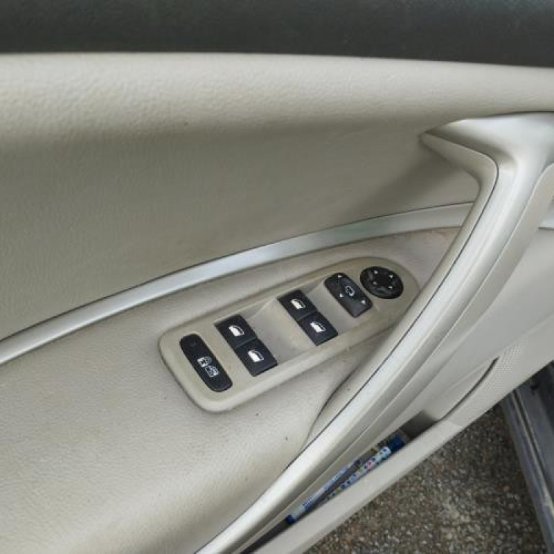 Reservoir essence CITROEN C5 2 Photo n°13