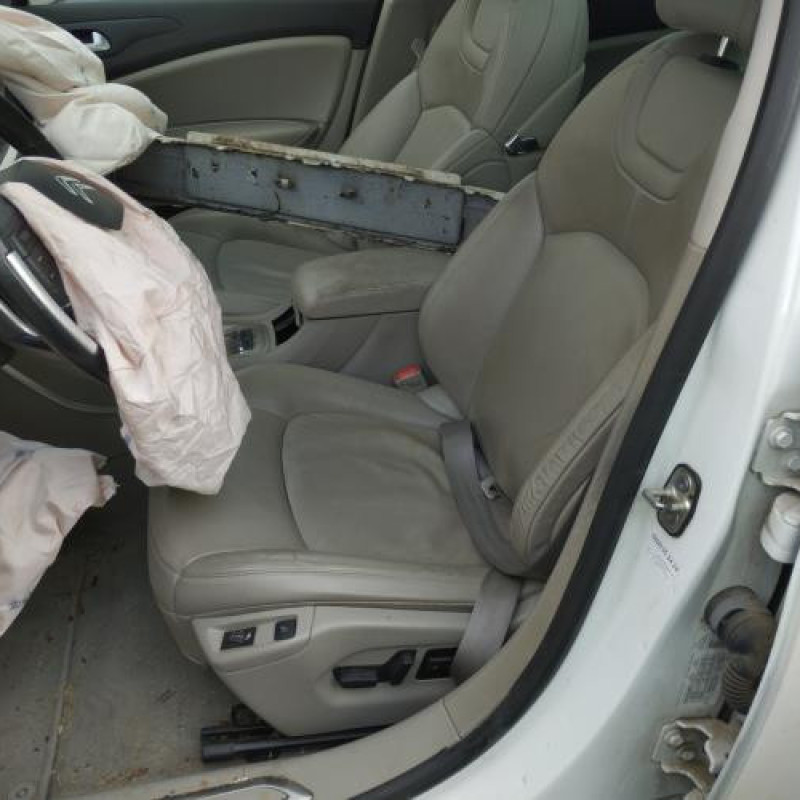 Reservoir essence CITROEN C5 2 Photo n°15