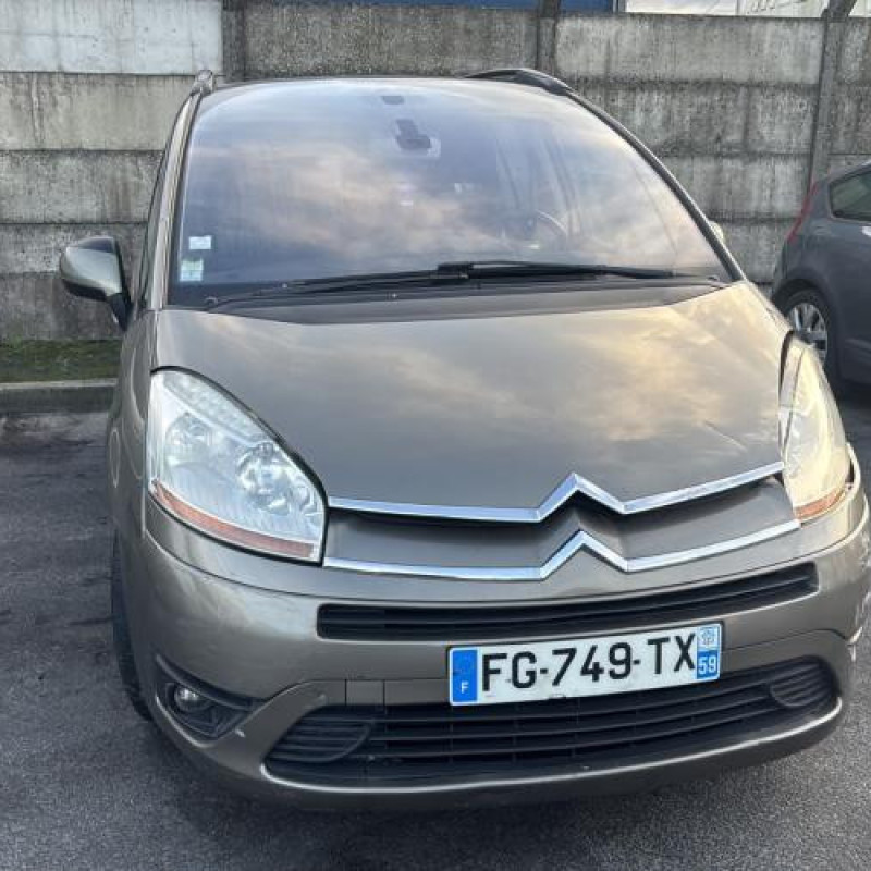 Reservoir essence CITROEN C4 GRAND PICASSO 1 Photo n°8