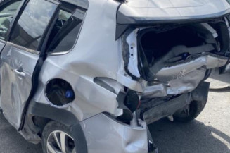 Levier de vitesses PEUGEOT 2008 1