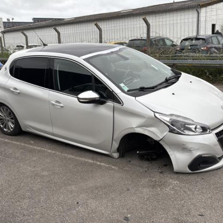 Boitier filtre a air PEUGEOT 208 1