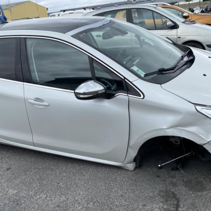 Boitier filtre a air PEUGEOT 208 1 Photo n°19