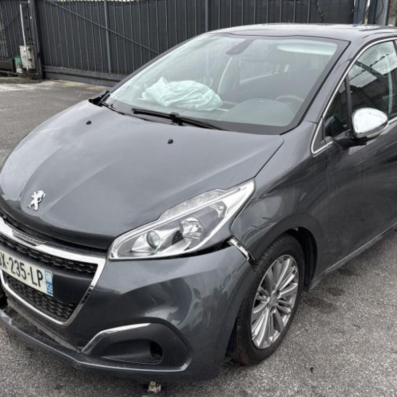Boitier filtre a air PEUGEOT 208 1 Photo n°1