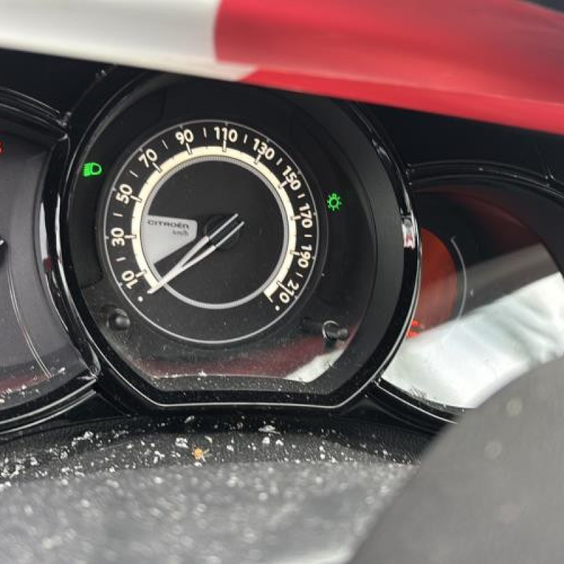 Ecran GPS CITROEN C3 2 Photo n°18