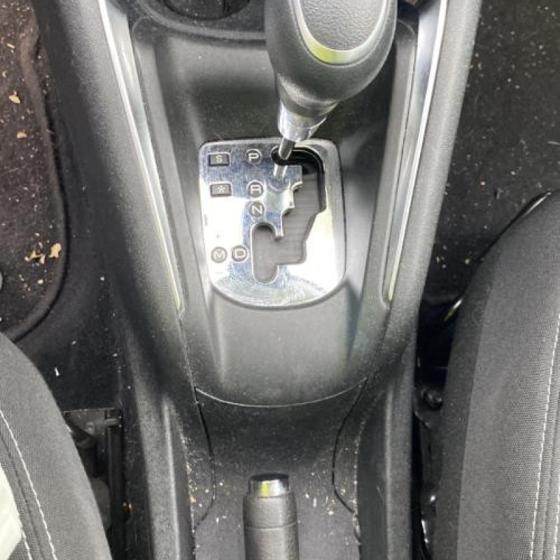 Boitier filtre a air PEUGEOT 208 1 Photo n°18