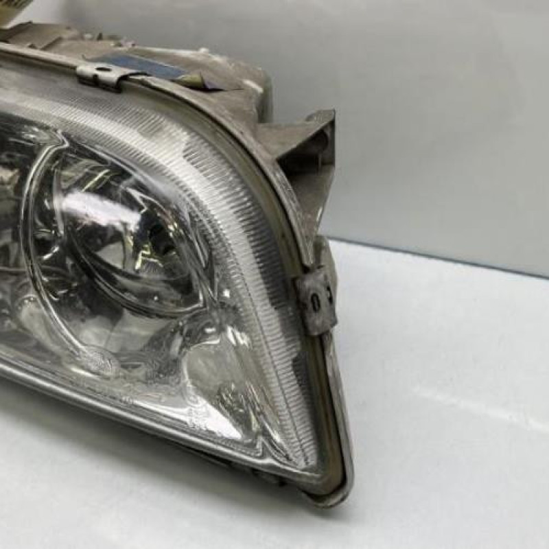 Optique avant principal droit (feux)(phare) VOLVO V 40 1 Photo n°5