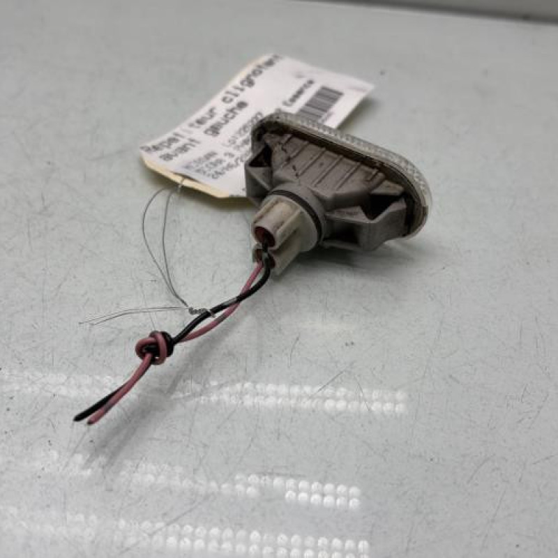 Repetiteur clignotant avant gauche (Feux) NISSAN MICRA 3 Photo n°3