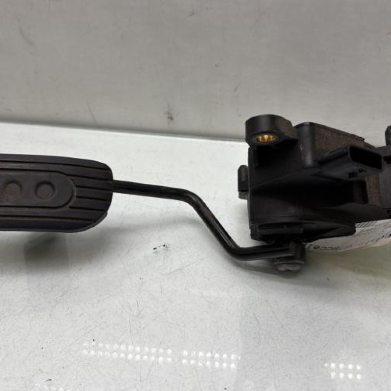 Pedale d'accelerateur NISSAN MICRA 3 Photo n°1