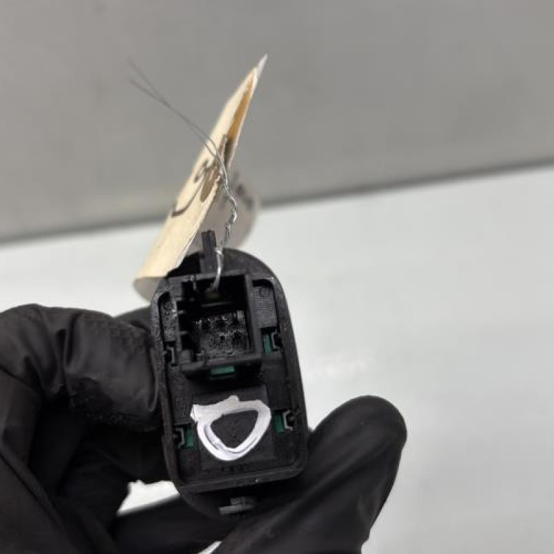 Interrupteur de leve vitre avant droit CITROEN C3 PLURIEL Photo n°3