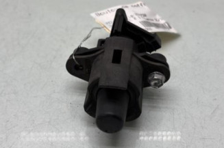 Bouton de coffre PEUGEOT 107