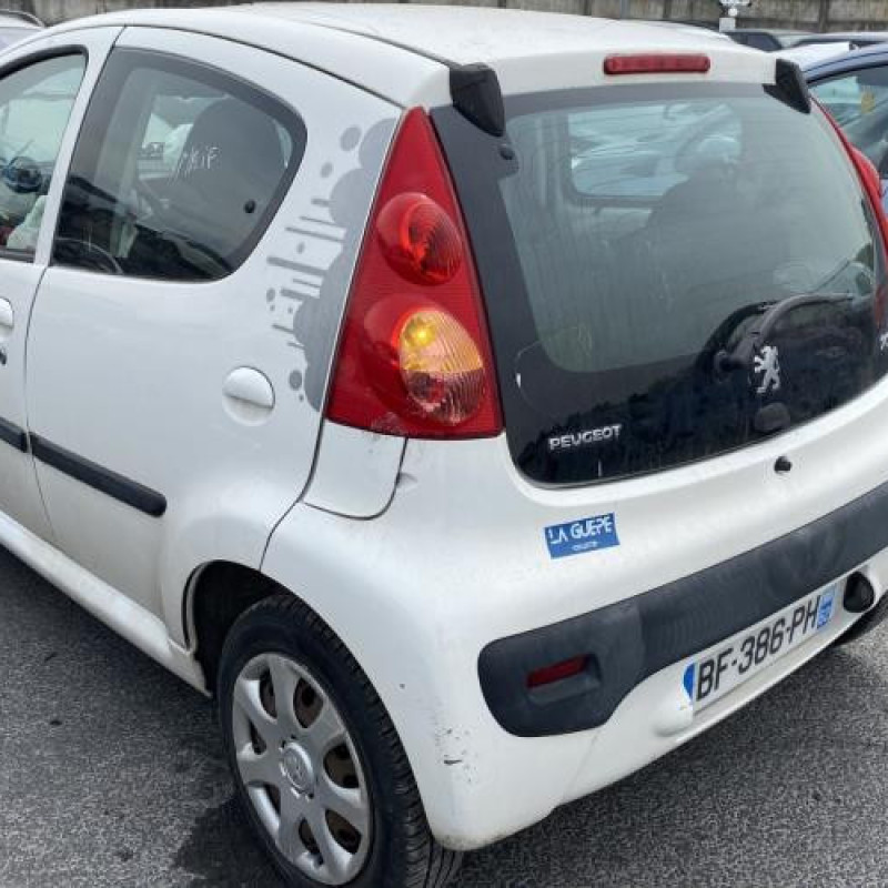 Moteur essuie glace avant PEUGEOT 107 Photo n°9