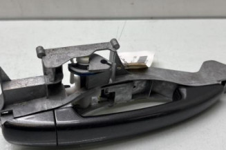 Poignee porte avant droit PEUGEOT 208 1