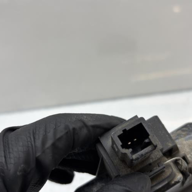 Bouton de coffre PEUGEOT 807 Photo n°3