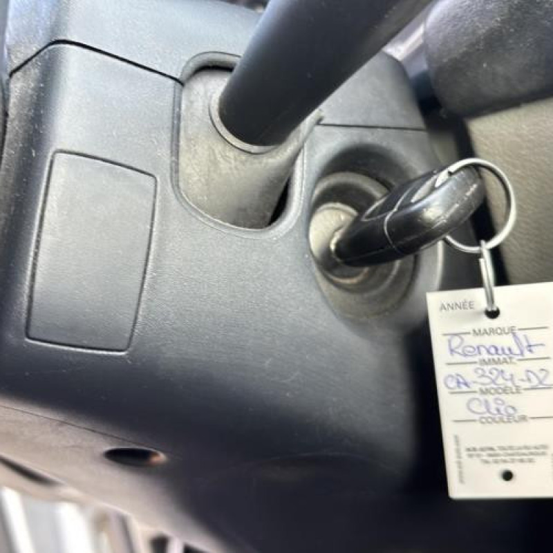 Retroviseur droit RENAULT CLIO 2 Photo n°17