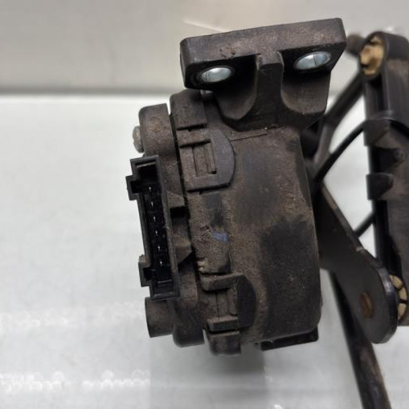 Pedale d'accelerateur RENAULT CLIO 2 Photo n°3