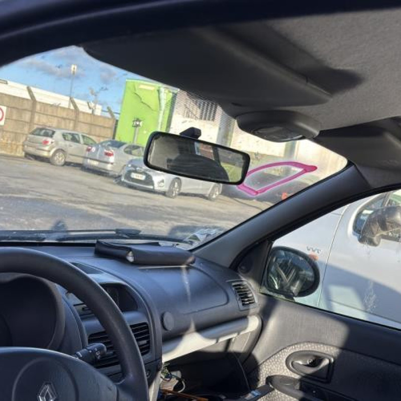 Ceinture arriere gauche RENAULT CLIO 2 CAMPUS Photo n°16