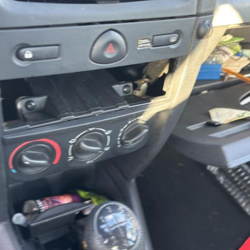 Ceinture arriere gauche RENAULT CLIO 2 CAMPUS Photo n°20