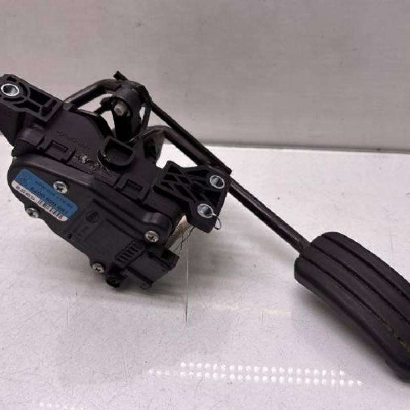 Pedale d'accelerateur RENAULT CLIO 2 CAMPUS Photo n°1