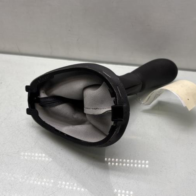 Pommeau de vitesses RENAULT CLIO 2 CAMPUS Photo n°3