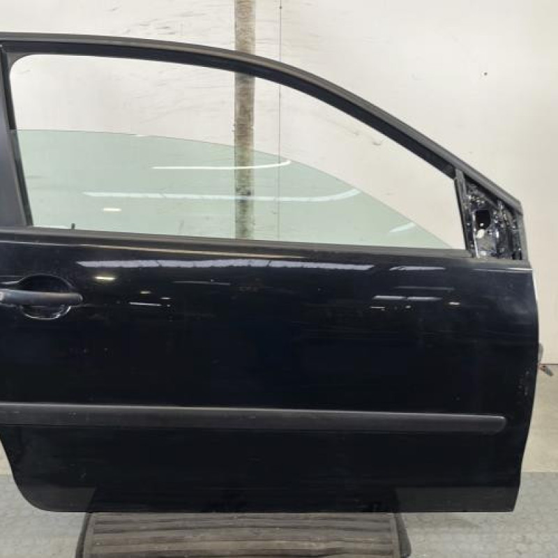 Porte avant droit VOLKSWAGEN POLO 4 Photo n°1