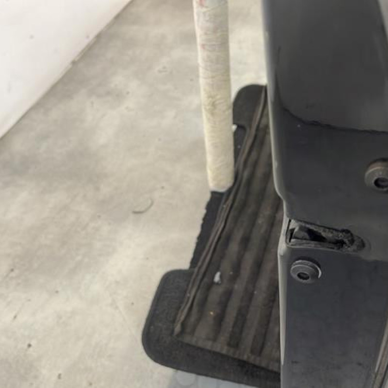 Porte avant droit VOLKSWAGEN POLO 4 Photo n°3