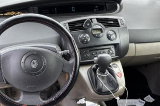 Bras essuie glace arriere RENAULT SCENIC 2