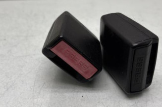 Attache ceinture arriere droit RENAULT SCENIC 2 Photo n°1