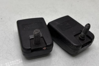 Attache ceinture arriere droit RENAULT SCENIC 2