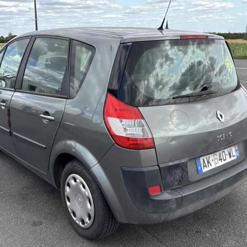 Attache ceinture arriere droit RENAULT SCENIC 2 Photo n°8