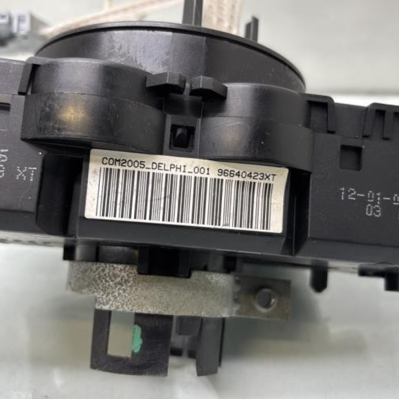 Com (Bloc Contacteur Tournant+Commodo Essuie Glace+Commodo Phare) CITROEN C2 Photo n°5