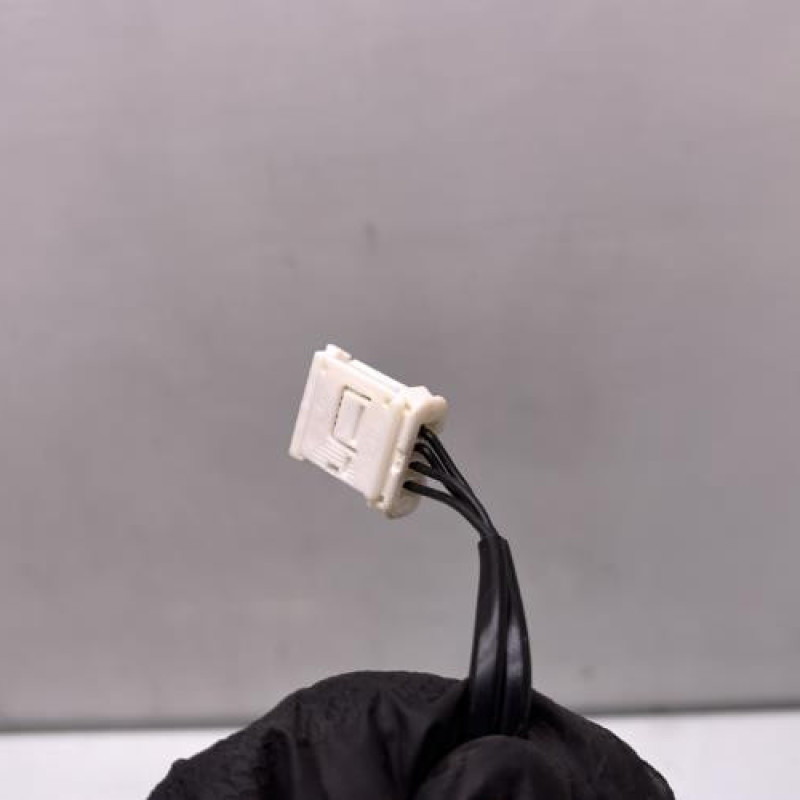 Attache ceinture arriere droit PEUGEOT 308 2 Photo n°4