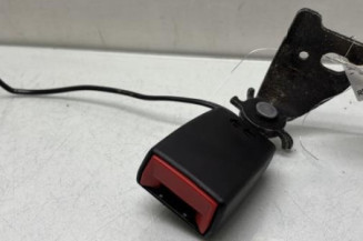 Attache ceinture arriere gauche PEUGEOT 308 2 Photo n°1