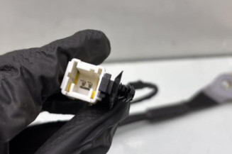 Attache ceinture avant droit PEUGEOT 308 2