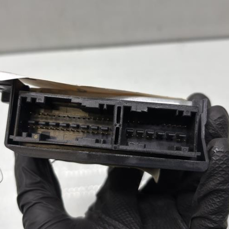 Boitier air bag PEUGEOT 308 2 Photo n°3